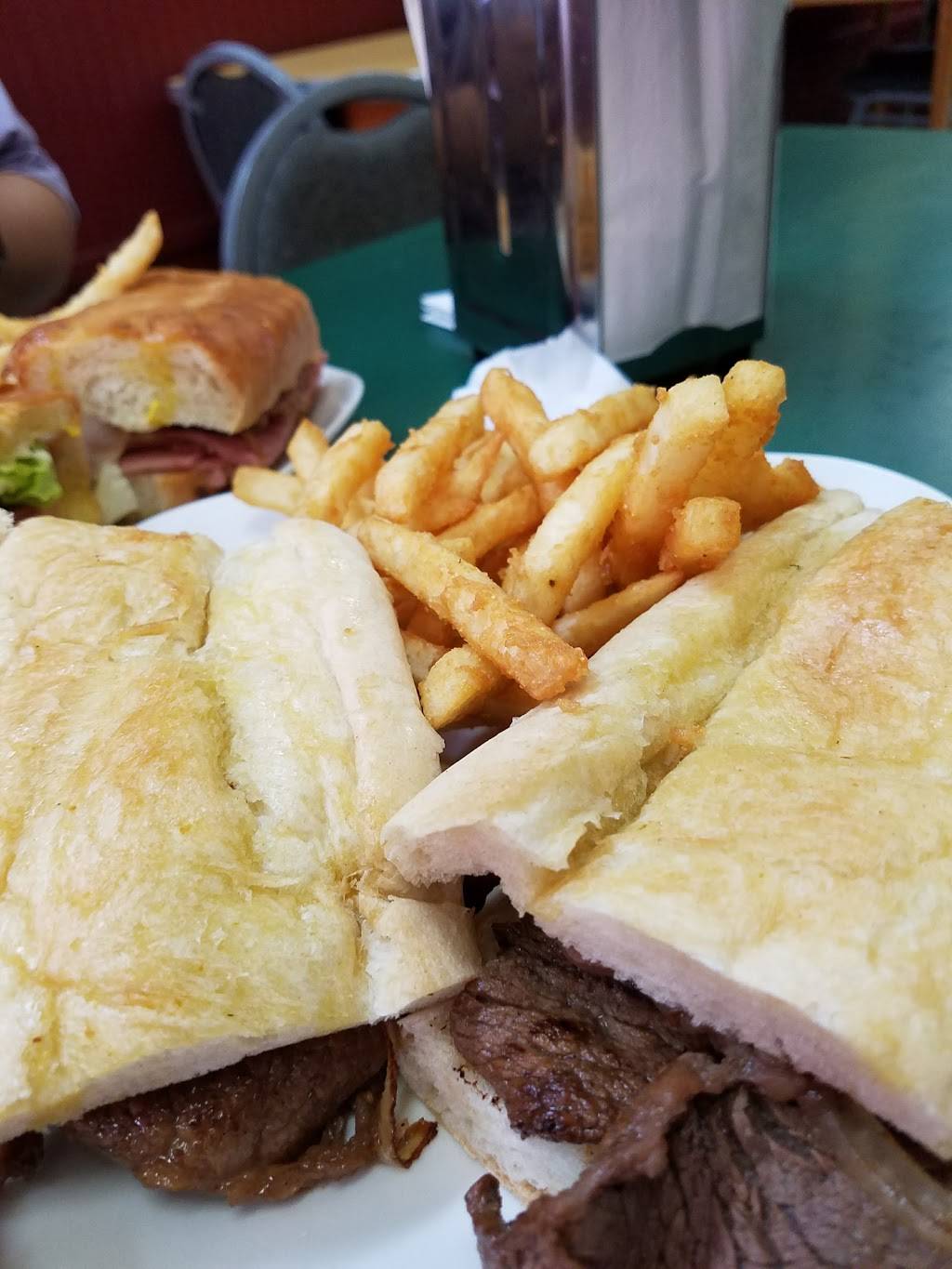 2 Alexs | restaurant | 7049 W Waters Ave, Tampa, FL 33634, USA | 8134434668 OR +1 813-443-4668