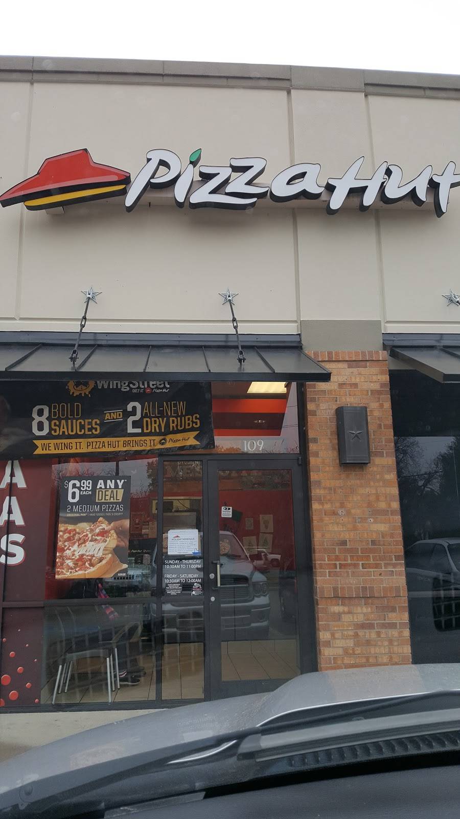 Pizza Hut | restaurant | 701 E Cartwright Rd #109, Mesquite, TX 75149, USA | 9723291122 OR +1 972-329-1122