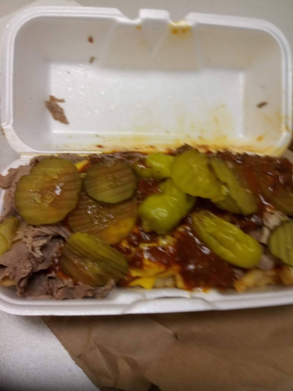 Zels Roast Beef | restaurant | 801 N Main St, Crown Point, IN 46307, USA | 2192269850 OR +1 219-226-9850
