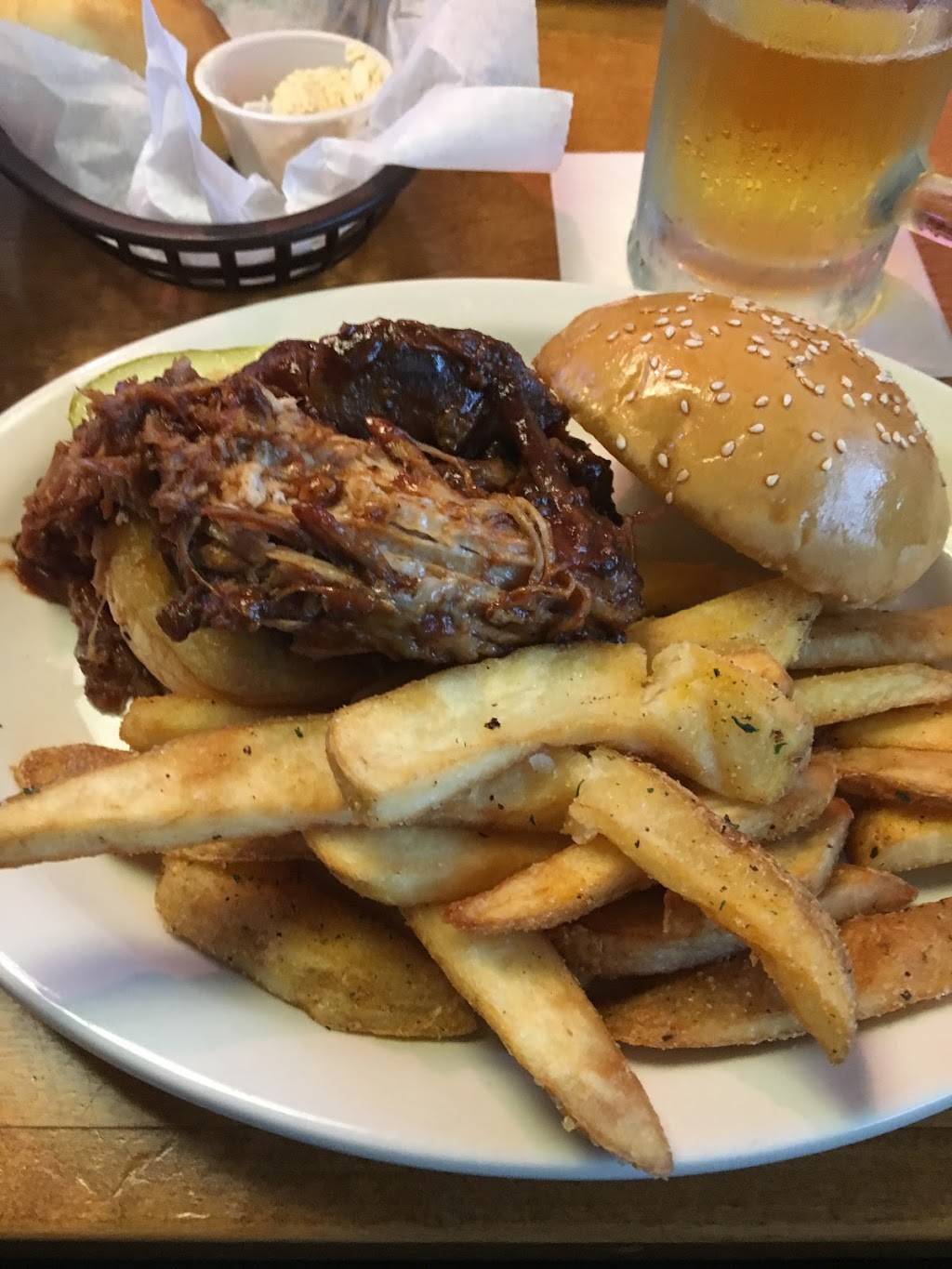 Texas Roadhouse | restaurant | 20 Shops at 5 Way, Plymouth, MA 02360, USA | 5087467700 OR +1 508-746-7700