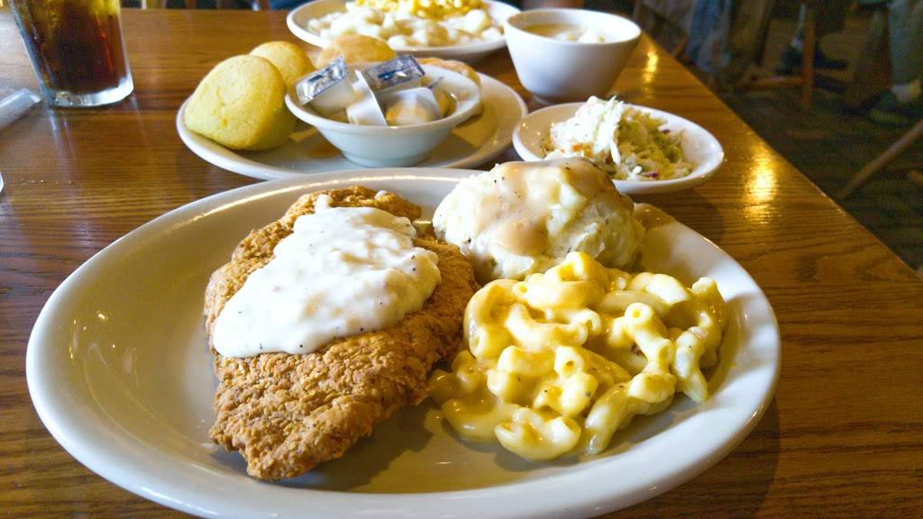 Cracker Barrel Old Country Store | restaurant | 76 Rothrock Loop, Akron, OH 44321, USA | 3306660279 OR +1 330-666-0279