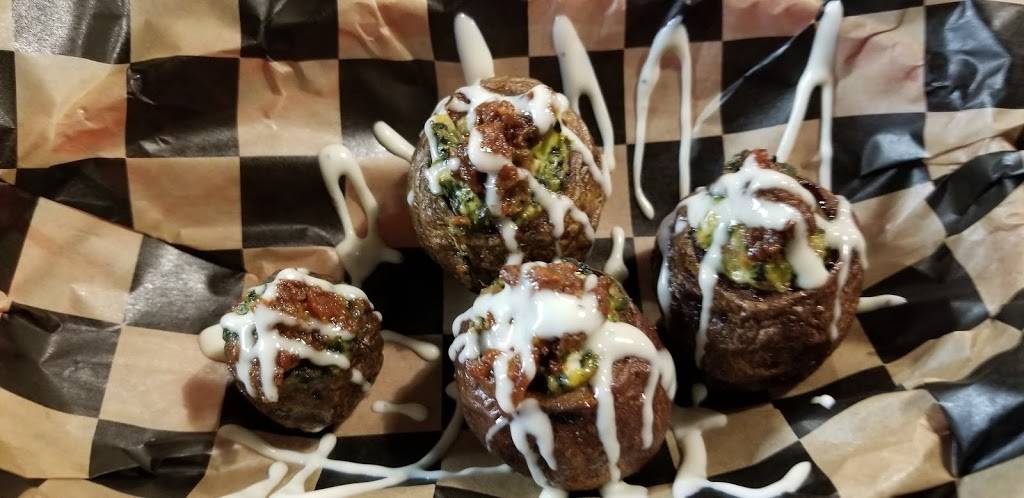 Blue Collar Brewery | restaurant | 40 Cottage St, Poughkeepsie, NY 12601, USA | 8454542739 OR +1 845-454-2739