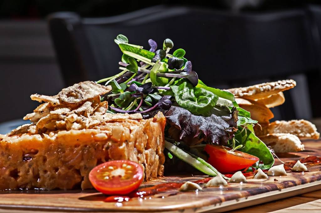 Microbrasserie la Flûte à Bec inc. | restaurant | 3255 Boul Louis-Fréchette, Nicolet, QC J3T 1X5, Canada | 8196908025 OR +1 819-690-8025