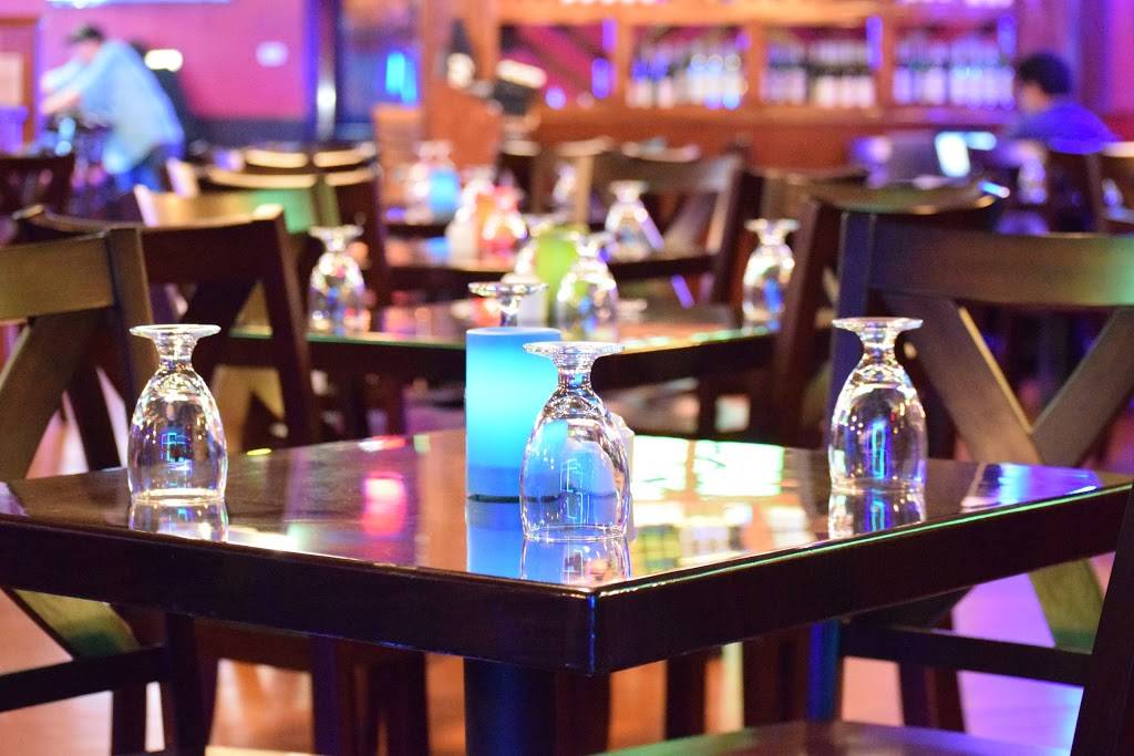 Unplugged Restaurant & Sports Bar | restaurant | 11305 Georgia Ave, Wheaton, MD 20902, USA | 2408332859 OR +1 240-833-2859