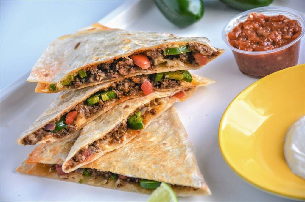 Restaurant Nachos | restaurant | 2949 Boulevard des Promenades, Sainte-Marthe-sur-le-Lac, QC J0N 1P0, Canada | 5796334455 OR +1 579-633-4455