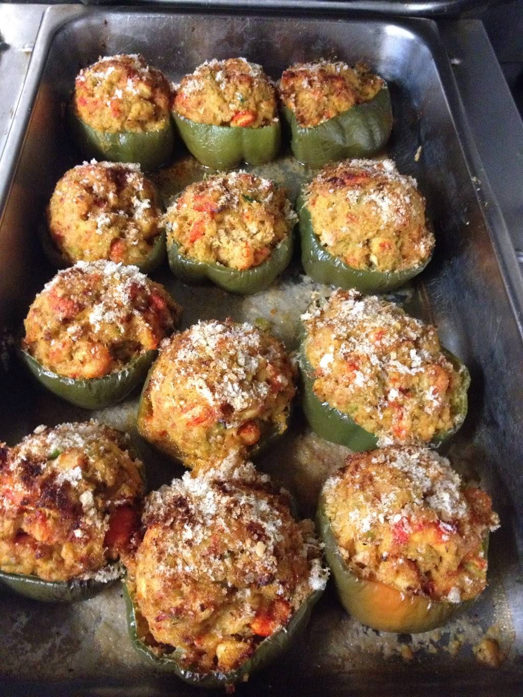 Deanies Restaurant & Bar | restaurant | 7350 Hayne Blvd, New Orleans, LA 70126, USA | 5042486700 OR +1 504-248-6700