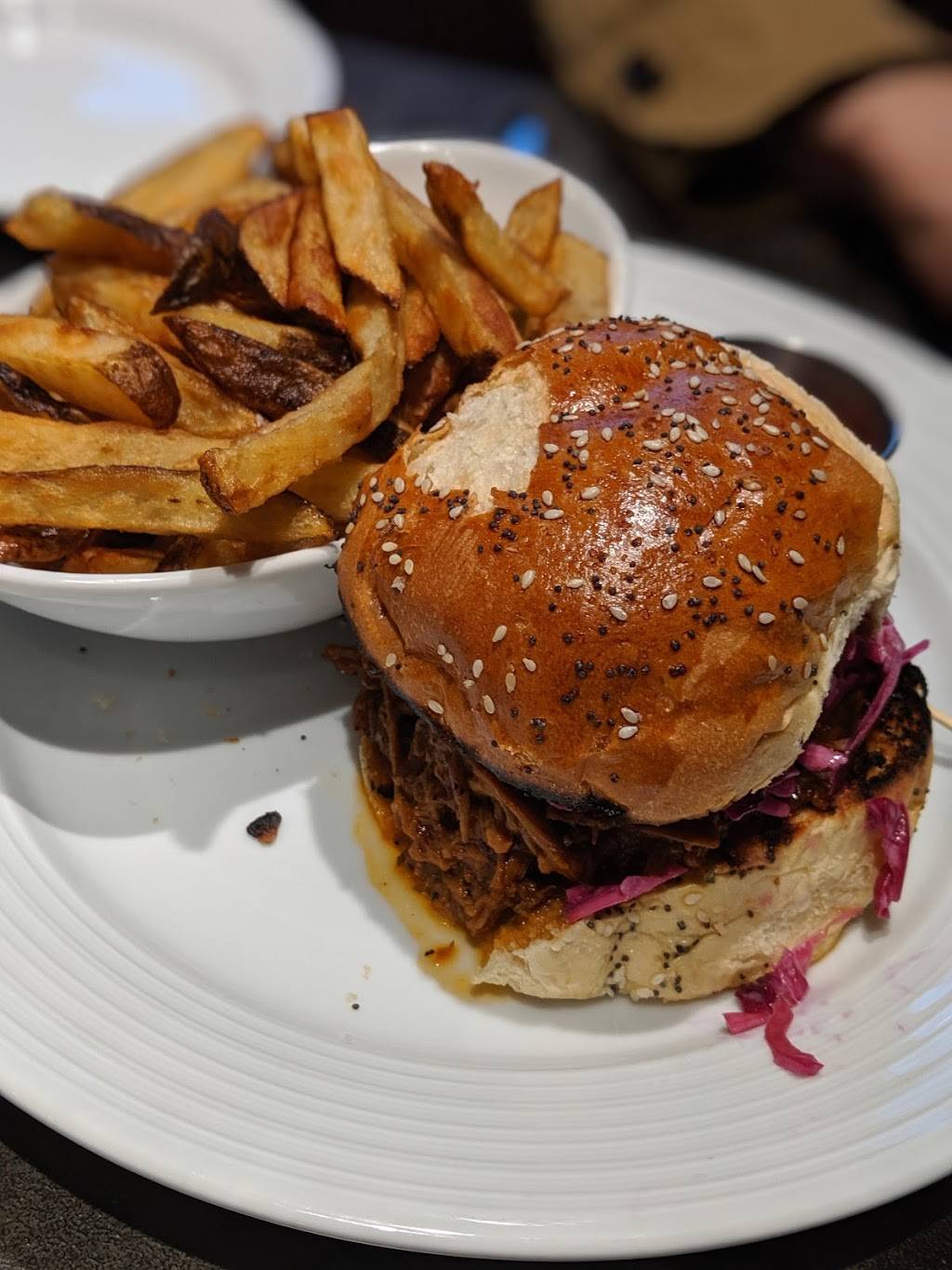 Prime on Avenue | restaurant | 1960 Avenue Rd, North York, ON M5M 4A4, Canada | 6473446099 OR +1 647-344-6099