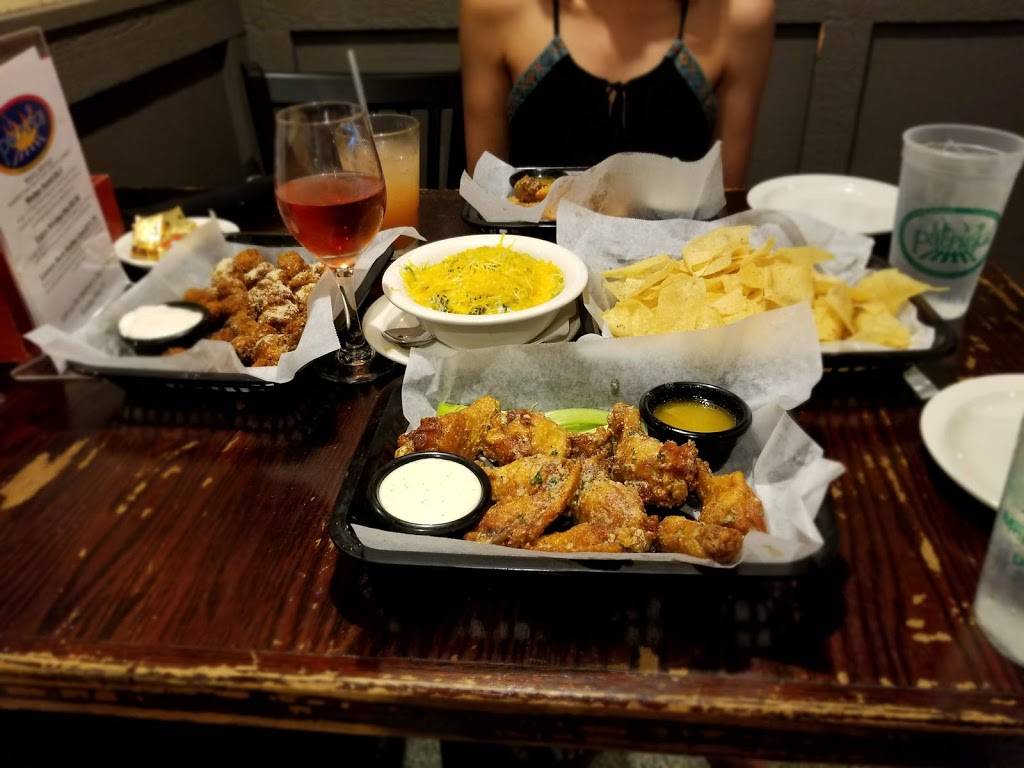 Patricks | restaurant | 4972 Park Ave, Memphis, TN 38117, USA | 9016822852 OR +1 901-682-2852