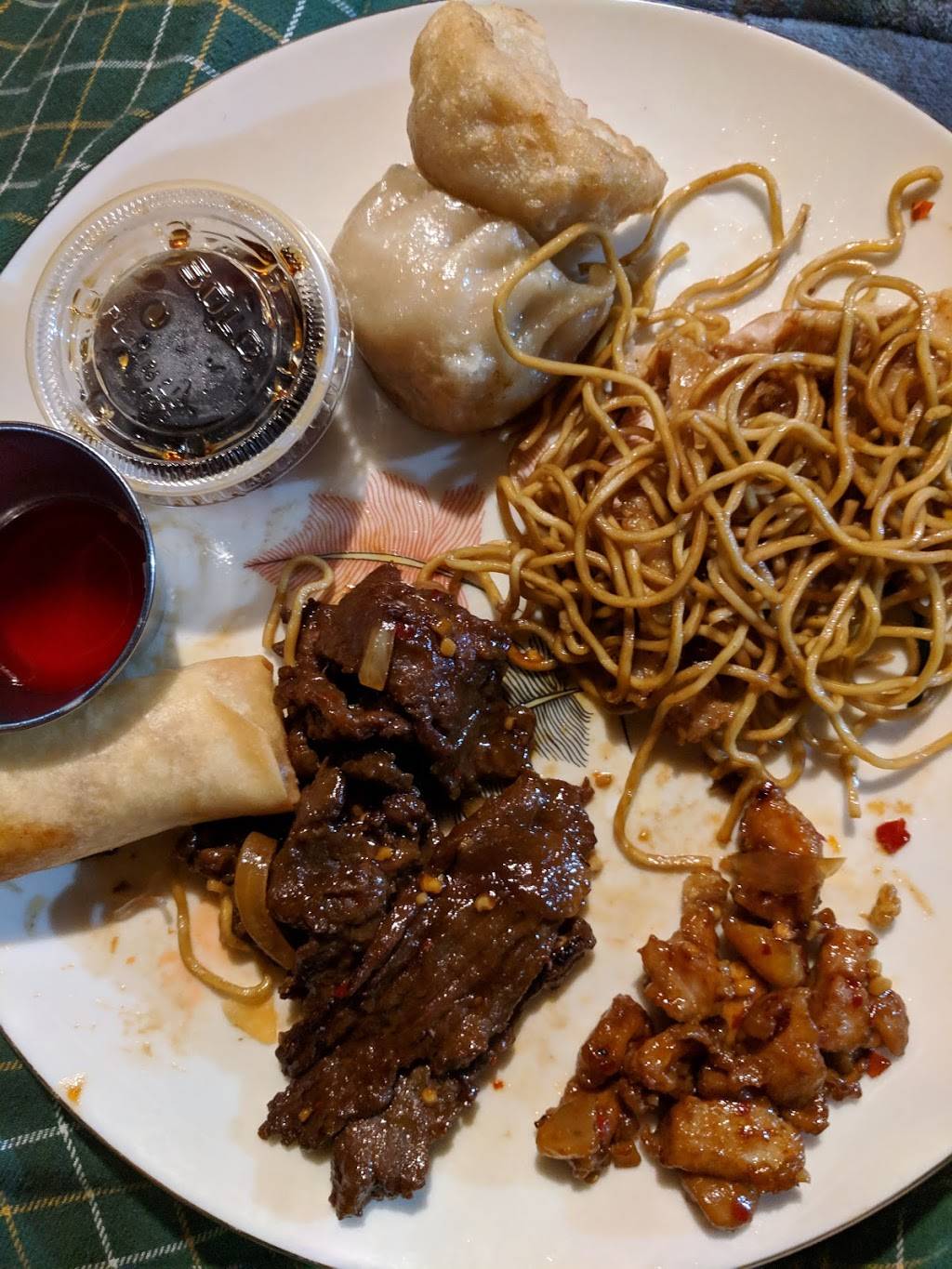 Fu Shen | restaurant | 9019 Aurora Ave N, Seattle, WA 98103, USA | 2066243888 OR +1 206-624-3888