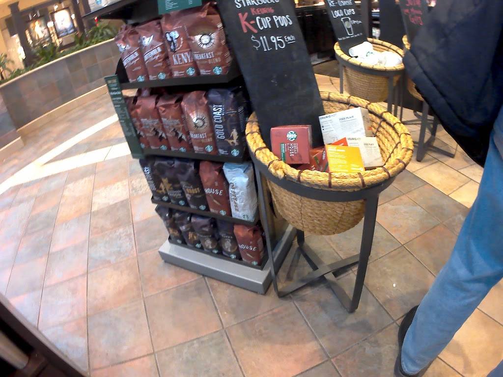 Starbucks | cafe | 3265 W Market St, Akron, OH 44333, USA | 3308696397 OR +1 330-869-6397