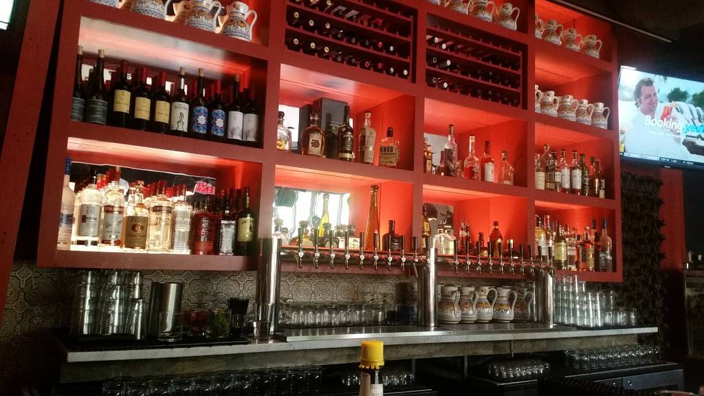 Pamplona | restaurant | 3100 Clarendon Blvd, Arlington, VA 22201, USA | 7036859950 OR +1 703-685-9950