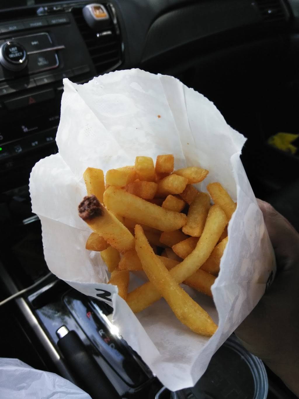 Wings Xpress | restaurant | 1911 E Bearss Ave, Tampa, FL 33613, USA | 8139714141 OR +1 813-971-4141