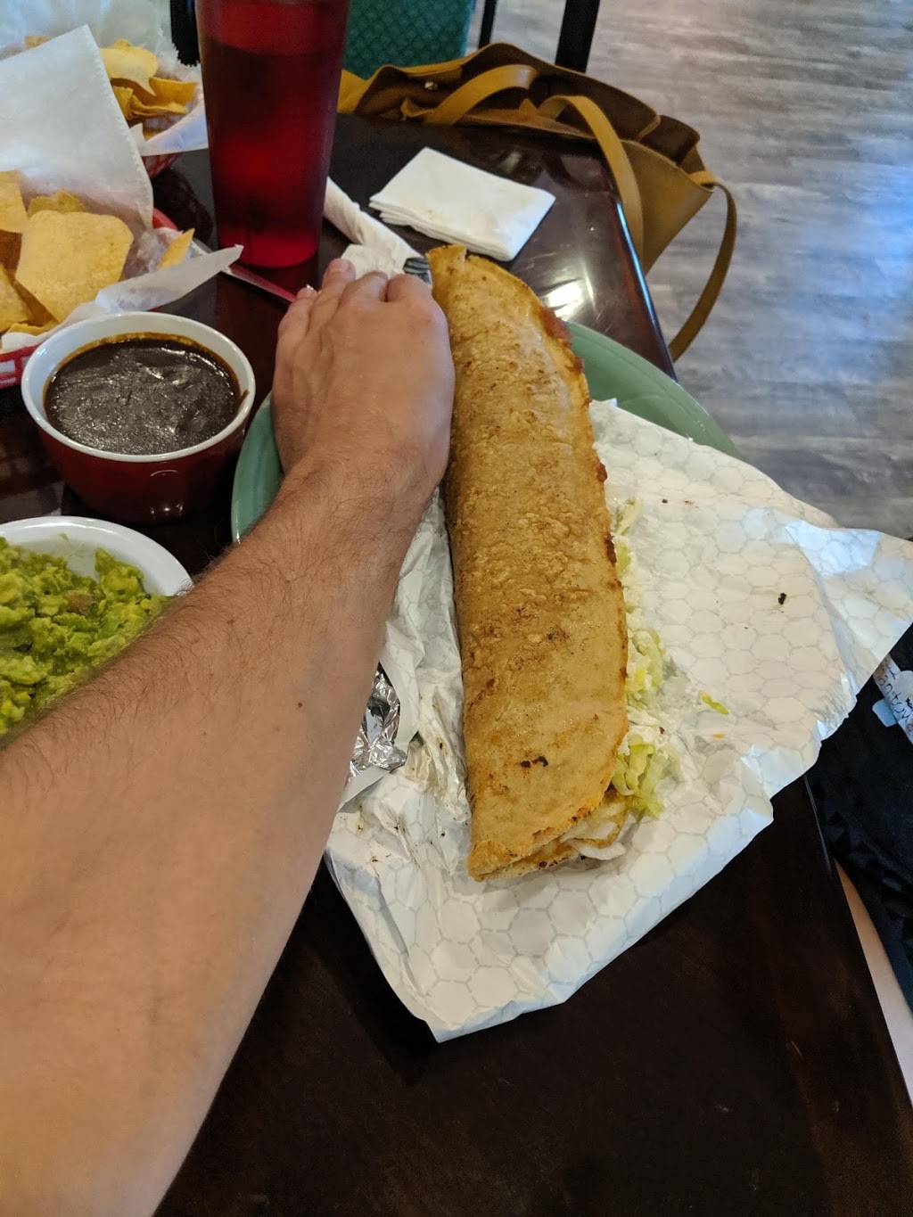 Fonda La Poblanita | restaurant | 3830 Morganford Rd, St. Louis, MO 63116, USA | 3142820651 OR +1 314-282-0651