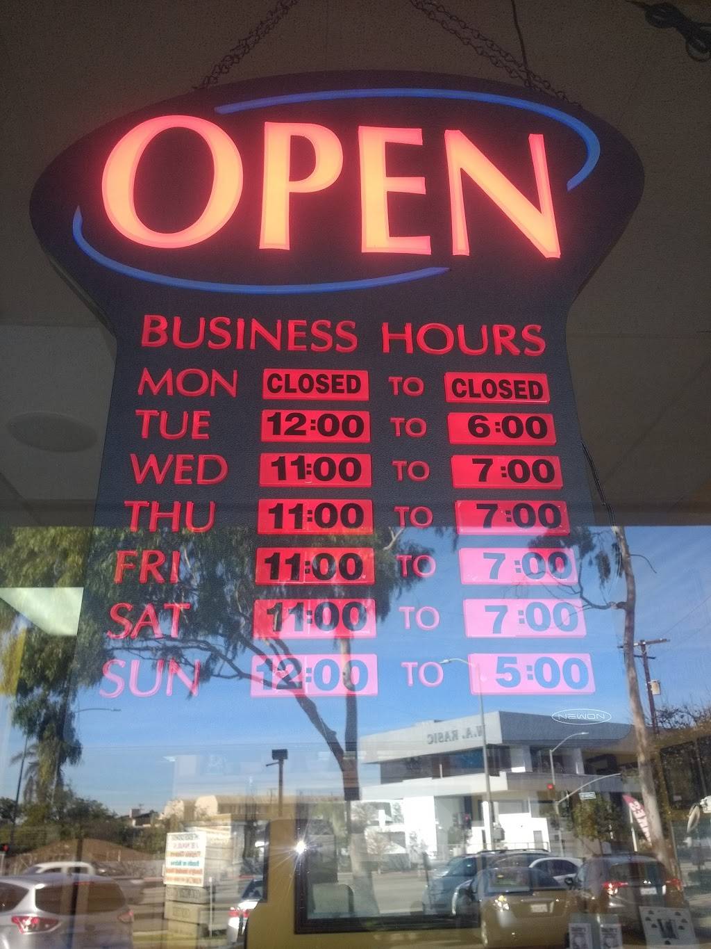 Handys Smoke house Delicacies | restaurant | 4149 Long Beach Boulevard, Long Beach, CA 90807, USA | 5624248300 OR +1 562-424-8300