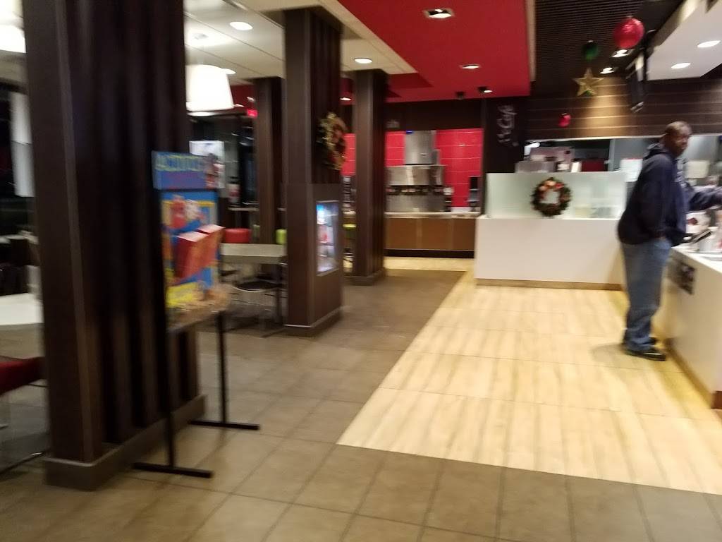 McDonalds | cafe | 9000 West Interpark Drive, Pendleton, IN 46064, USA | 3174854244 OR +1 317-485-4244