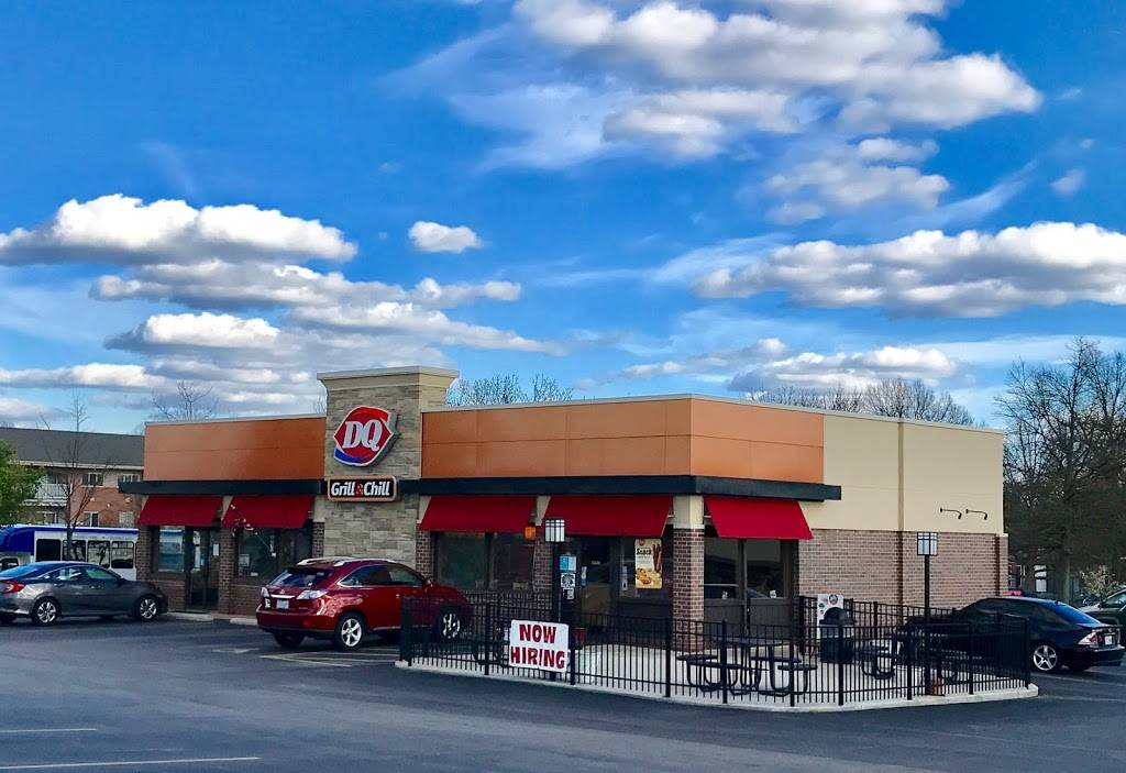 Dairy Queen Grill & Chill | restaurant | 15850 Clayton Rd, Ballwin, MO 63011, USA | 6363942309 OR +1 636-394-2309
