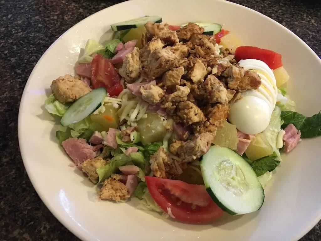 Village Grill of Farmington Hills | restaurant | 31200 W 10 Mile Rd, Farmington Hills, MI 48336, USA | 2484260005 OR +1 248-426-0005