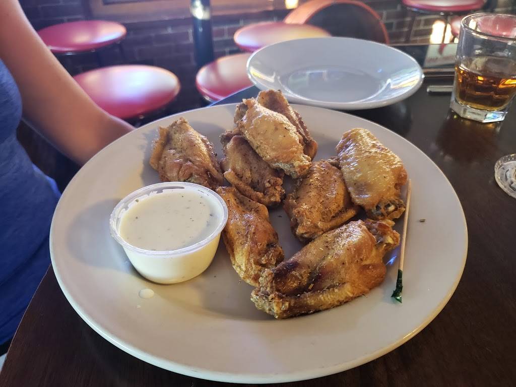 Wentes O & W Restaurant | restaurant | 18000 Chesterfield Airport Rd #1115, Chesterfield, MO 63005, USA | 6365309994 OR +1 636-530-9994