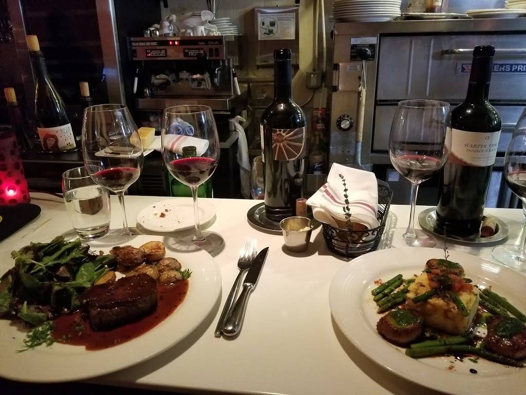 Castagna Bistro | restaurant | 2015 Chestnut St, San Francisco, CA 94123, USA | 4154404290 OR +1 415-440-4290