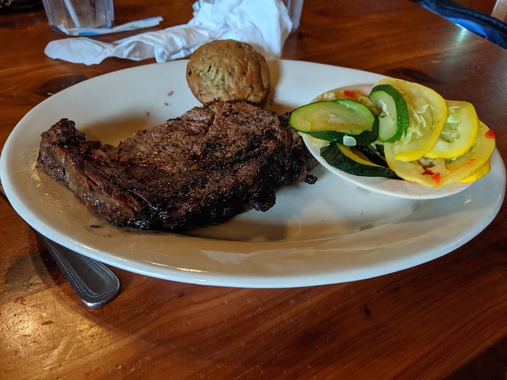 J Ws Steakhouse | restaurant | 122 S Hauptstrasse St, Carmine, TX 78932, USA | 9792784240 OR +1 979-278-4240