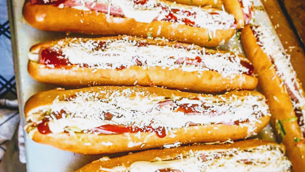 Tortas Hula Hula | meal takeaway | 3511 Hamilton St, Hyattsville, MD 20782, USA | 2405157737 OR +1 240-515-7737