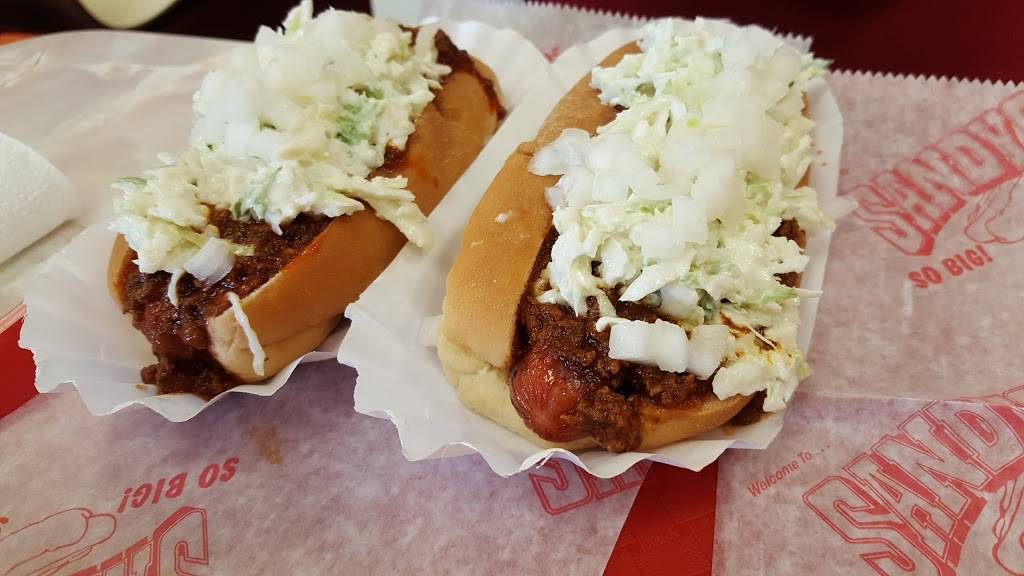 Sandys Famous Hot Dogs | restaurant | 612 St Andrews Rd, Columbia, SC 29210, USA | 8037728617 OR +1 803-772-8617