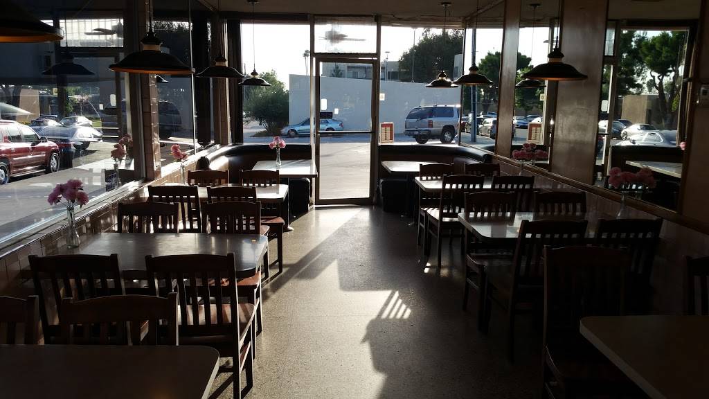 J B Burgers | restaurant | 627 S Myrtle Ave, Monrovia, CA 91016, USA | 6263571173 OR +1 626-357-1173