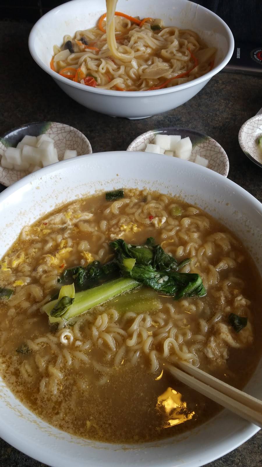 Cafe Orient 33 Asian Restaurant | restaurant | 4829 N Kedzie Ave, Chicago, IL 60625, USA | 7735096538 OR +1 773-509-6538