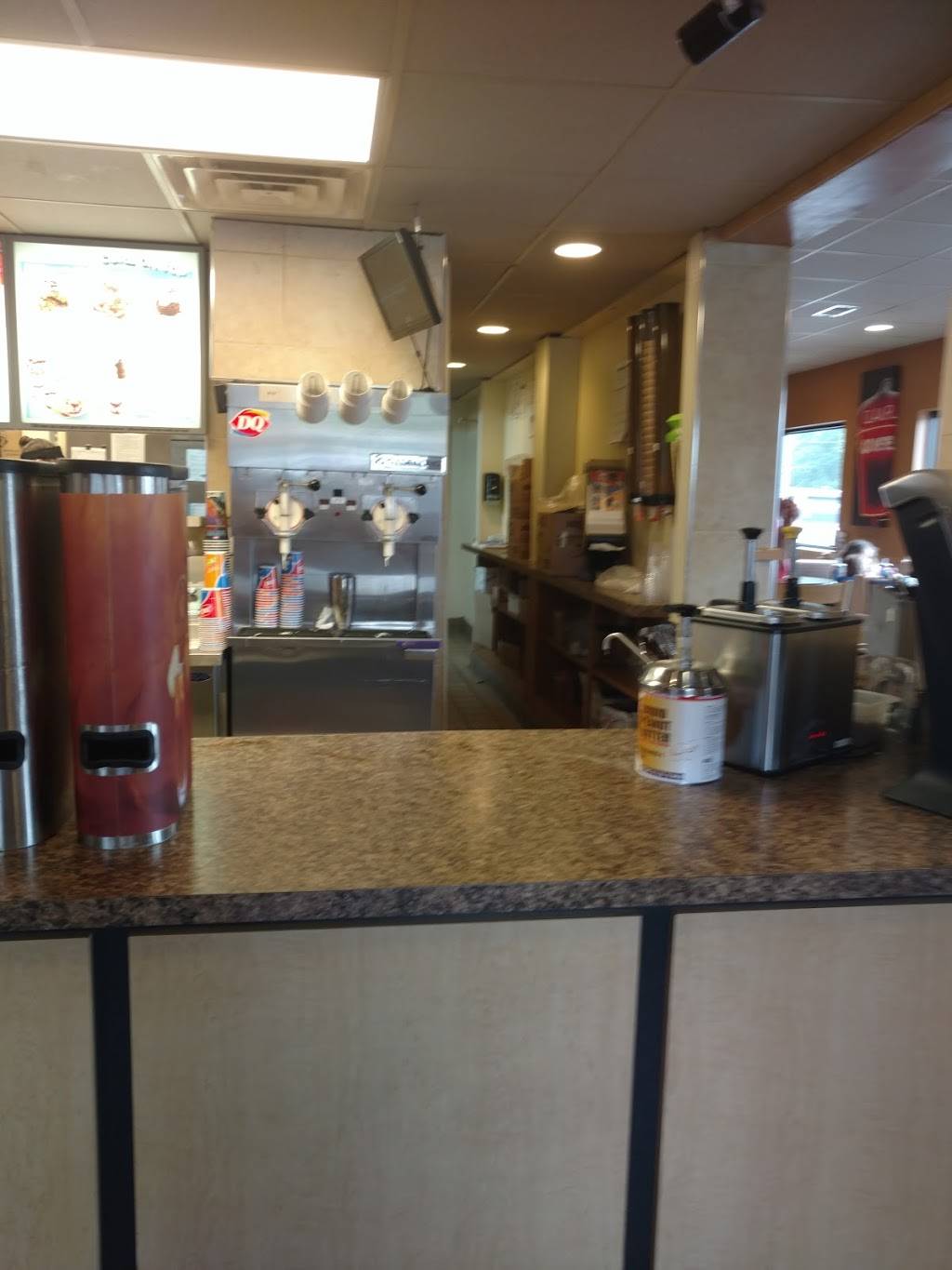 Dairy Queen Grill & Chill | restaurant | 300 E Carroll St, Tullahoma, TN 37388, USA | 9314559058 OR +1 931-455-9058