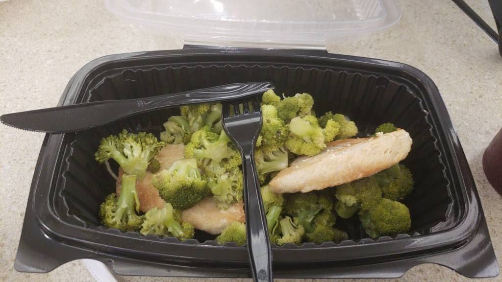 UFood Grill | restaurant | 1 Harborside Dr, Boston, MA 02128, USA | 6177876000 OR +1 617-787-6000