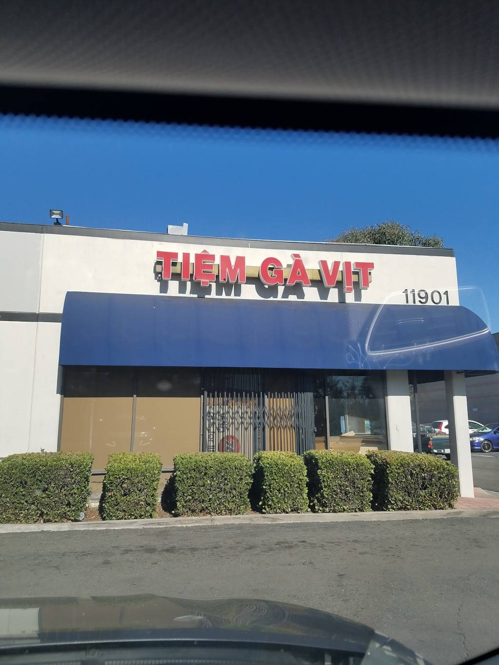 Tiem Ga Vit | restaurant | 11901 Westminster Ave # A, Garden Grove, CA 92843, USA | 7145544587 OR +1 714-554-4587