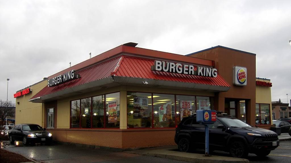 Burger King | restaurant | 527 W Hunt Club Rd, Nepean, ON K2G 5W5, Canada | 6137275840 OR +1 613-727-5840