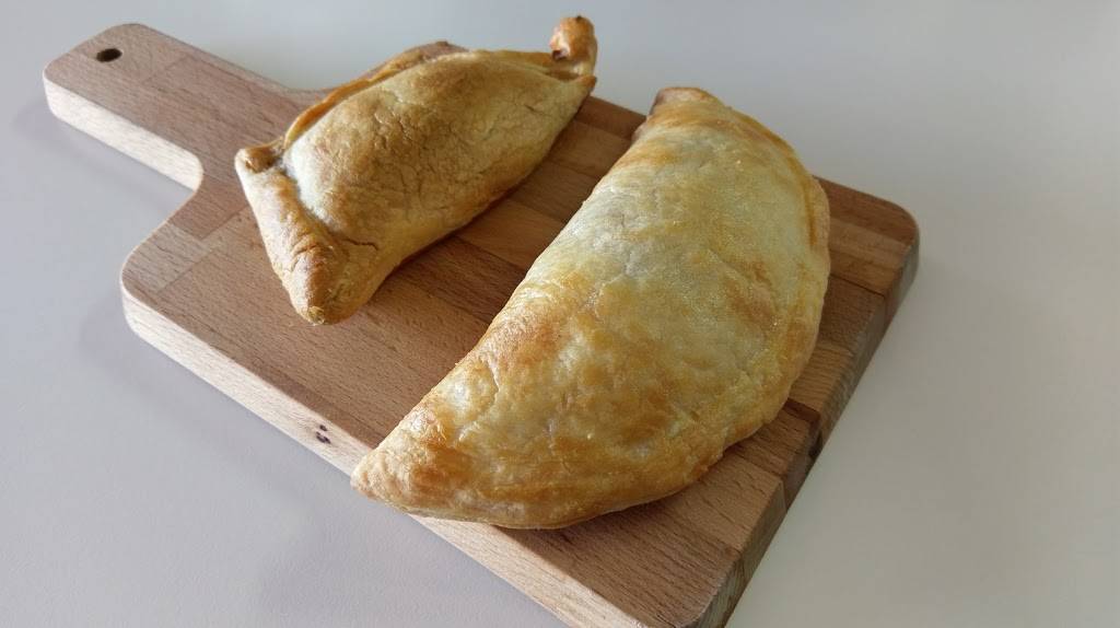 Sergios Empanadas | restaurant | 977 S Coast Hwy, Laguna Beach, CA 92651, USA | 9497157622 OR +1 949-715-7622