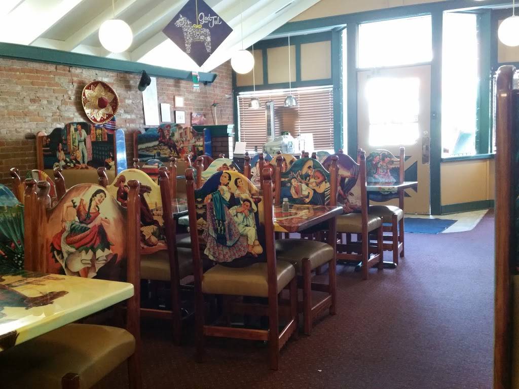 Jalisco Restaurant | restaurant | 107 N Main St, Lindsborg, KS 67456, USA | 7852278987 OR +1 785-227-8987