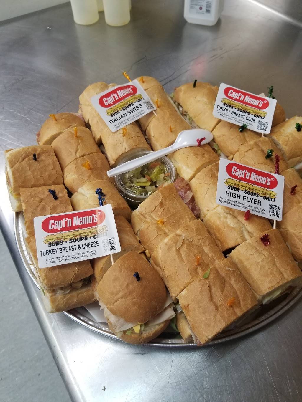 Captn Nemos Lakeview | meal delivery | 3650 N Ashland Ave, Chicago, IL 60613, USA | 7739297687 OR +1 773-929-7687