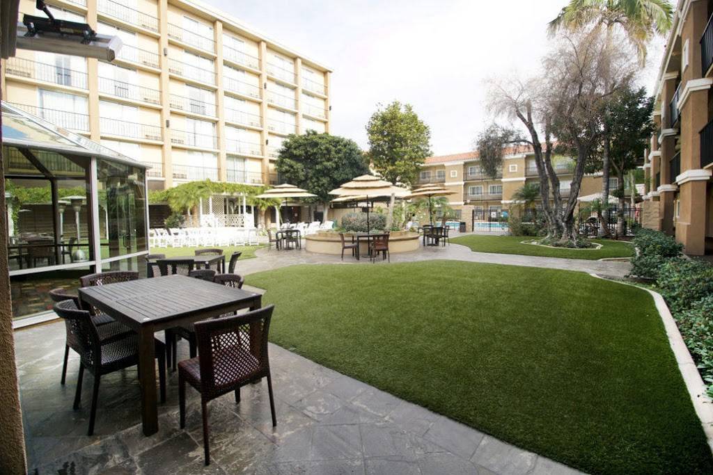 The Hotel Fullerton | restaurant | 1500 S Raymond Ave, Fullerton, CA 92831, USA | 7146359000 OR +1 714-635-9000