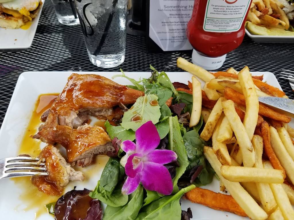 Black Cat Bistro | restaurant | 115 Albert St, East Lansing, MI 48823, USA | 5175803821 OR +1 517-580-3821