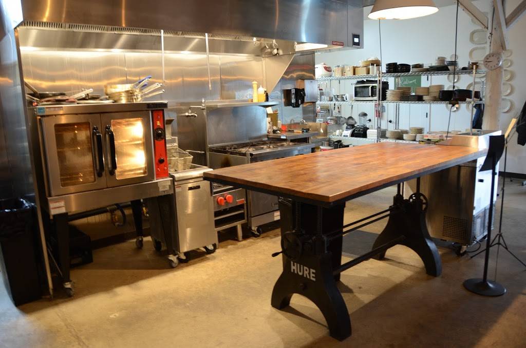 Studio C | cafe | 1051 E 54th St, Indianapolis, IN 46220, USA | 3176727219 OR +1 317-672-7219