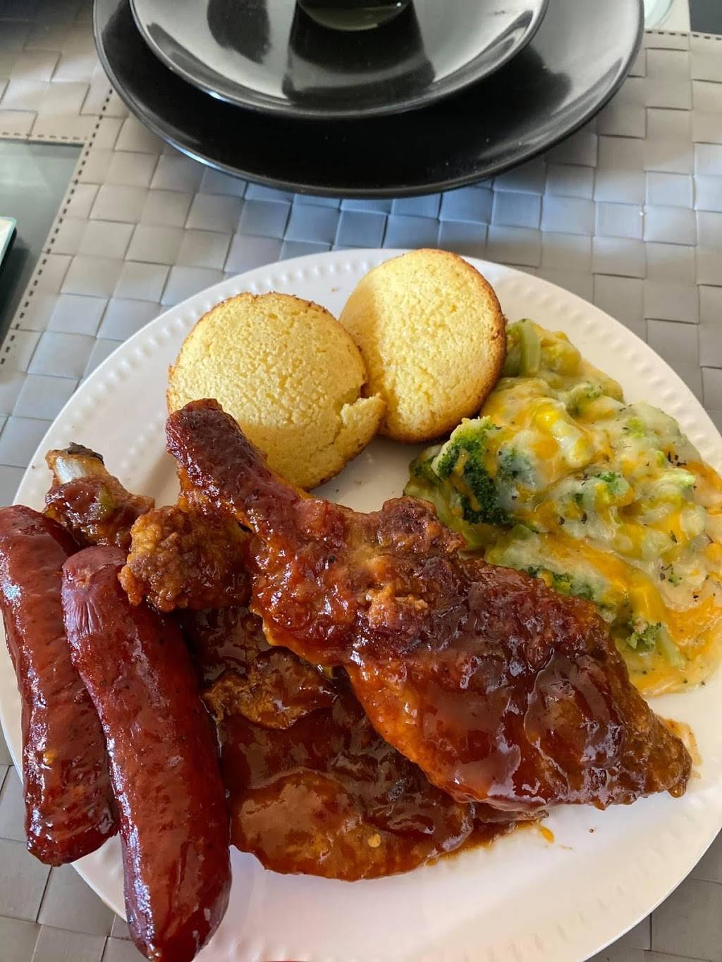 Geraldines Kitchen | restaurant | 12914 Hilltop Dr, Balch Springs, TX 75180, USA | 4694348127 OR +1 469-434-8127