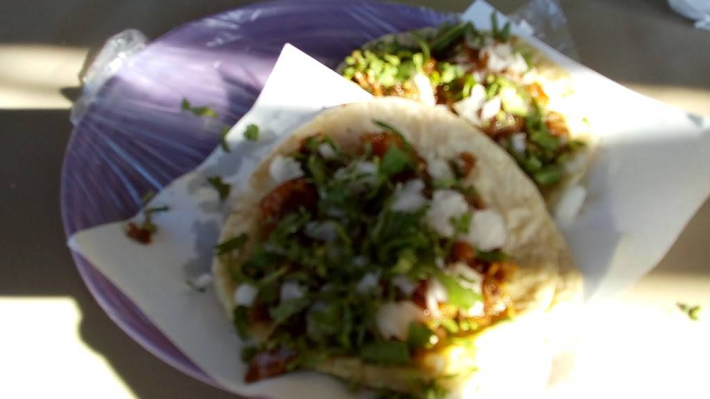 Carnitas Los 3 Cochinitos | restaurant | Blvd. Casa Blanca 5530, Matamoros Norte-Centro-Sur, Americas Este y Oeste, 22215 Tijuana, B.C., Mexico | 016643855959 OR +52 664 385 5959