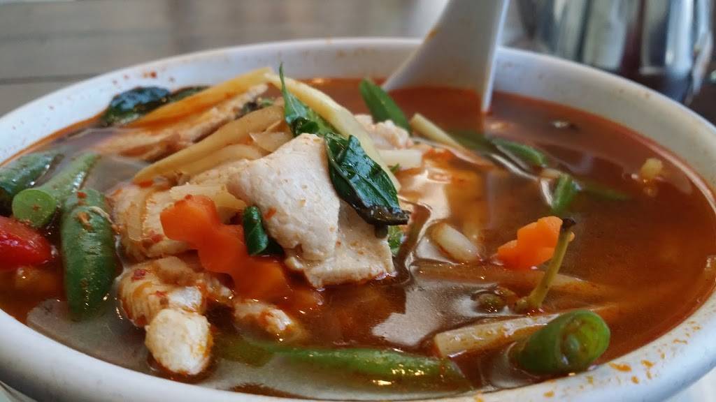 Pattaya Bay | restaurant | 1727 N Vermont Ave #105, Los Angeles, CA 90027, USA | 3236660880 OR +1 323-666-0880