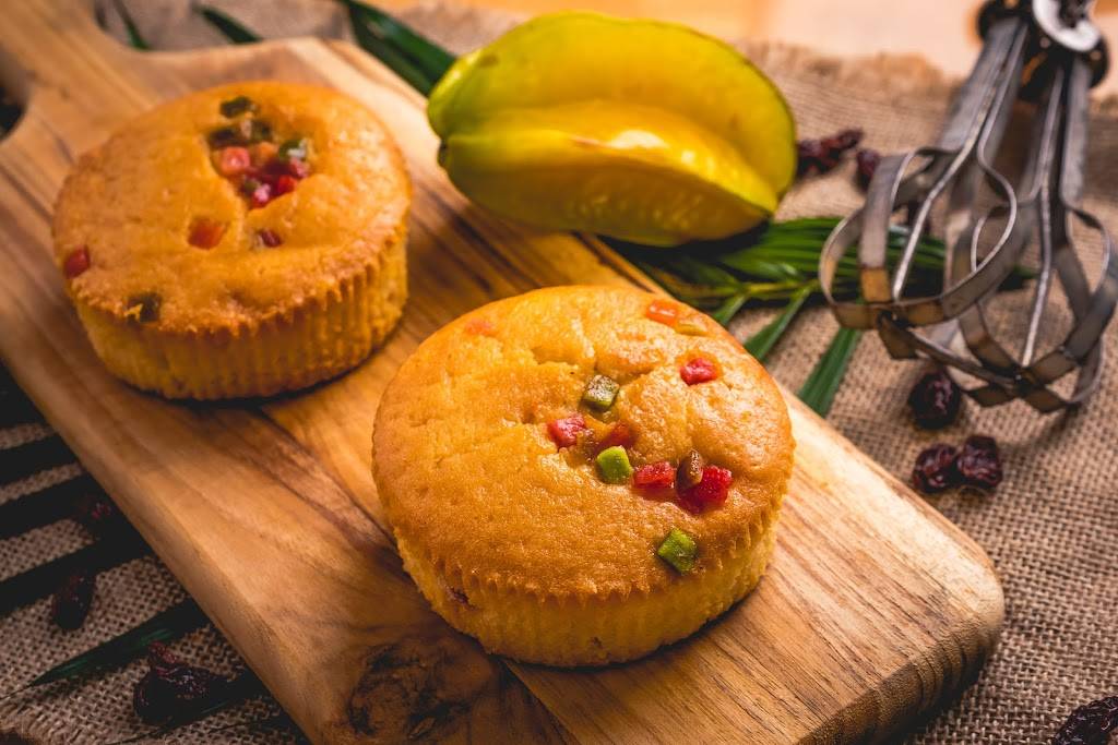 Golden Krust Caribbean Restaurant | bakery | 19664 NW 27th Ave, Miami Gardens, FL 33056, USA | 3056251060 OR +1 305-625-1060