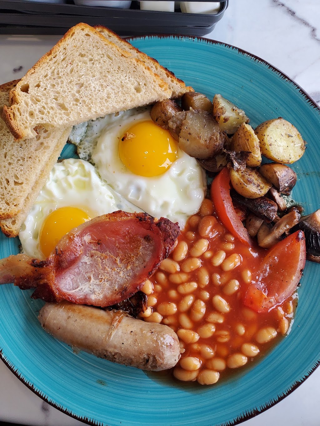 Cafe Sophie | restaurant | Montgomery County Airpark, 7940 Airpark Rd, Gaithersburg, MD 20879, USA | 2402614189 OR +1 240-261-4189