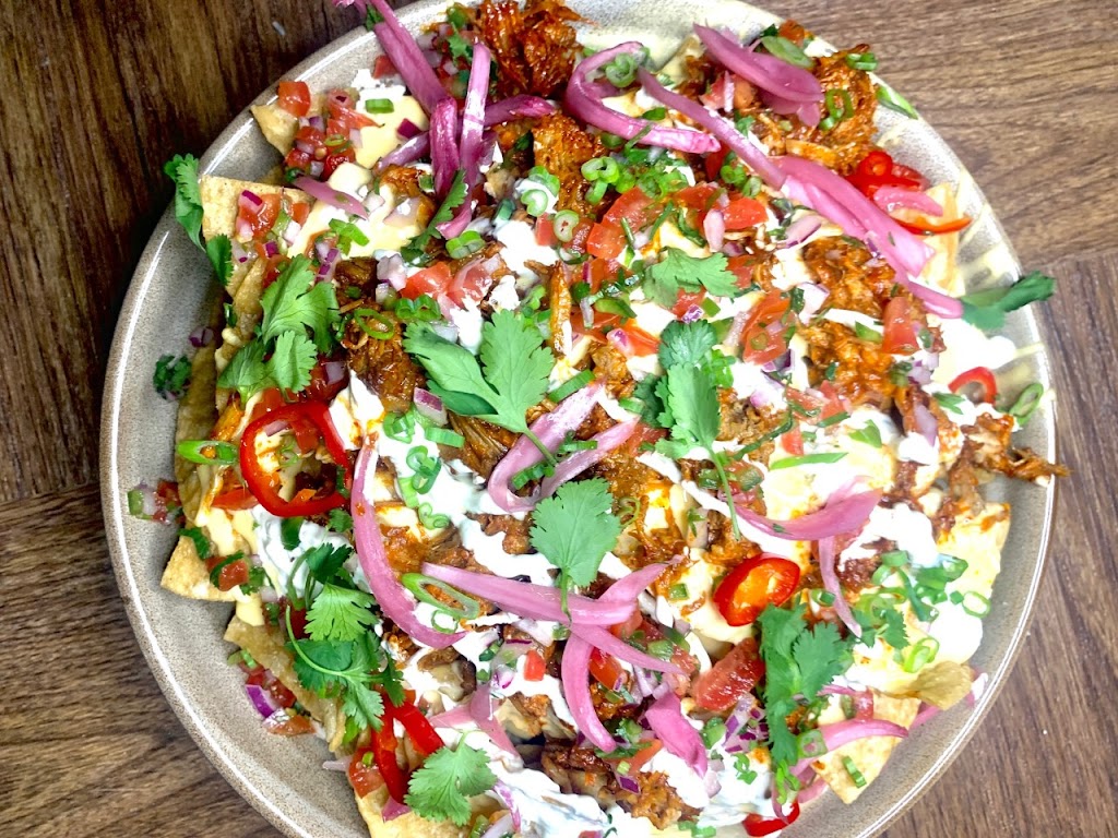 Zades Lounge | restaurant | 22 E Chicago Ave Suite #115, Naperville, IL 60540, USA | 6308643190 OR +1 630-864-3190