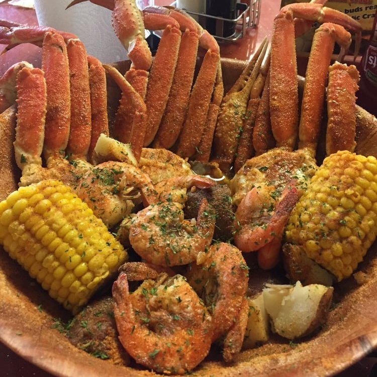 Crab Spot Royal Calabash | restaurant | 610 N Kings Hwy, Myrtle Beach, SC 29577, USA | 8437121418 OR +1 843-712-1418