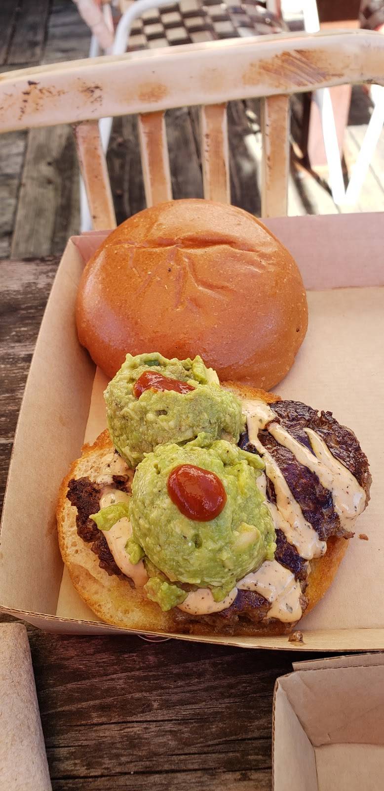 Twisted Root Burger Co | restaurant | 5609 SMU Boulevard, Dallas, TX 75206, USA | 2143612910 OR +1 214-361-2910