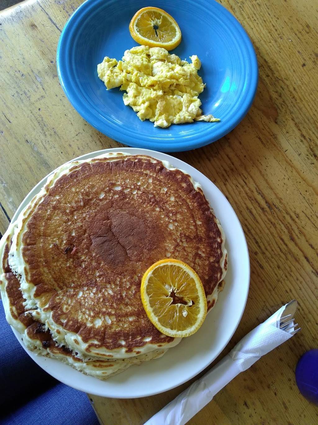 Shakes Alive | bakery | 513 Big Thompson Ave, Estes Park, CO 80517, USA | 9705777007 OR +1 970-577-7007