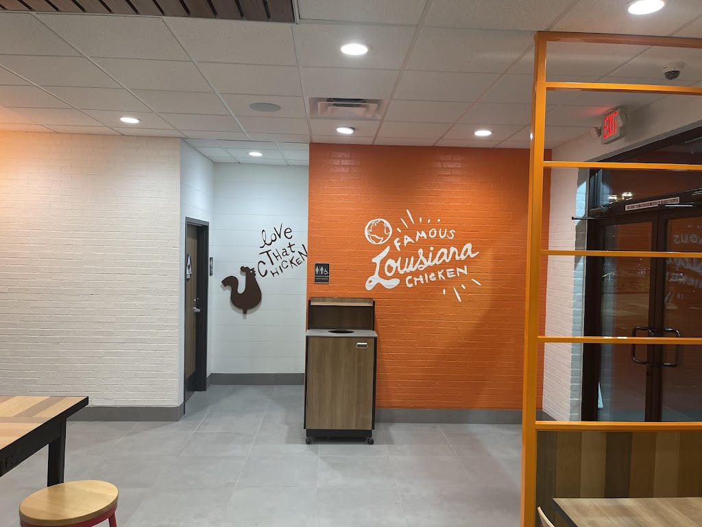 Popeyes | restaurant | 1525 Palm Ave, San Diego, CA 92154, USA | 8584296072 OR +1 858-429-6072