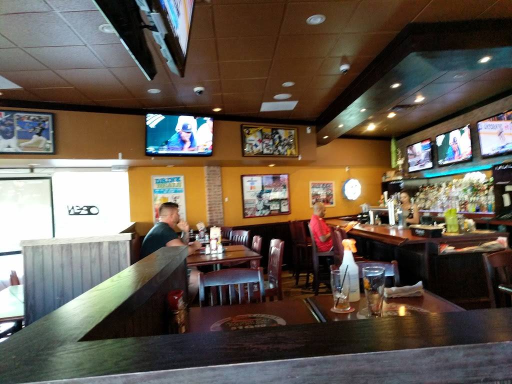 St. Louis Bar & Grill | restaurant | 580 King St W Unit 1, Oshawa, ON L1J 7J1, Canada | 9057287777 OR +1 905-728-7777