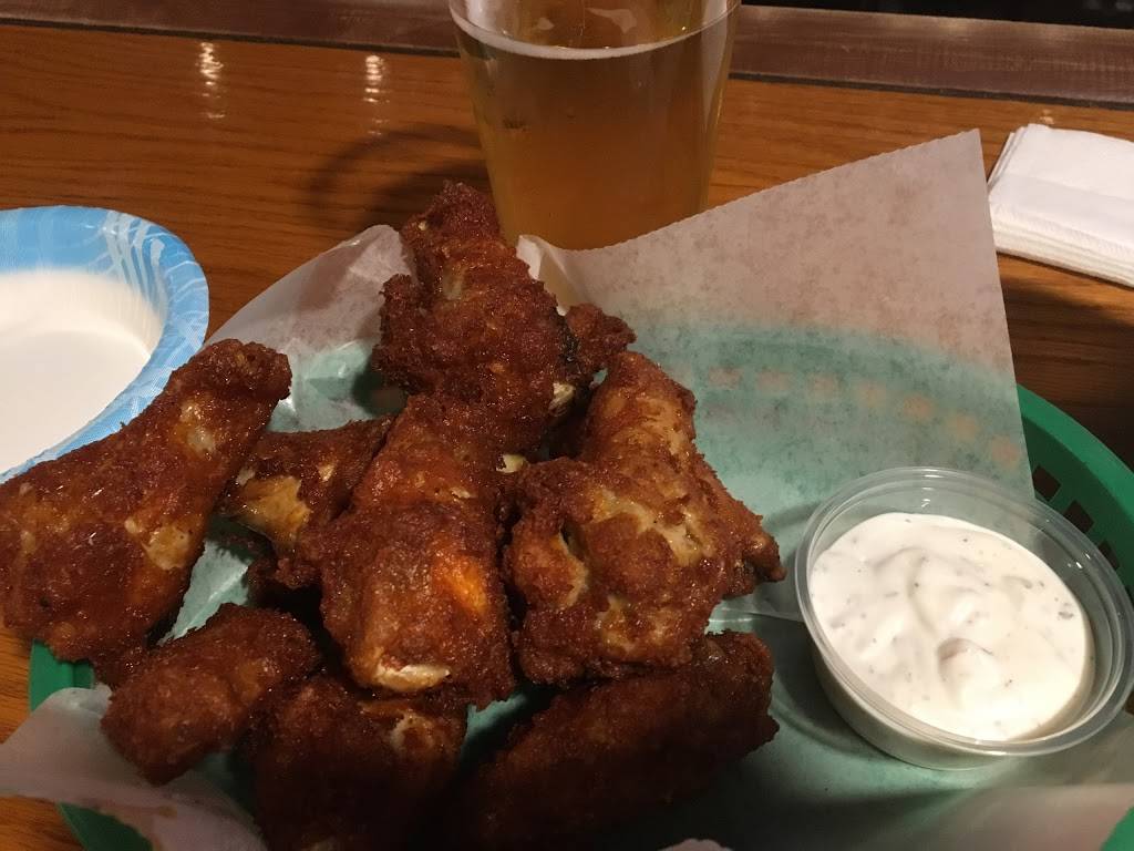 McGraws Bar and Grill | restaurant | 864 El Camino Real, Belmont, CA 94002, USA | 6505959531 OR +1 650-595-9531